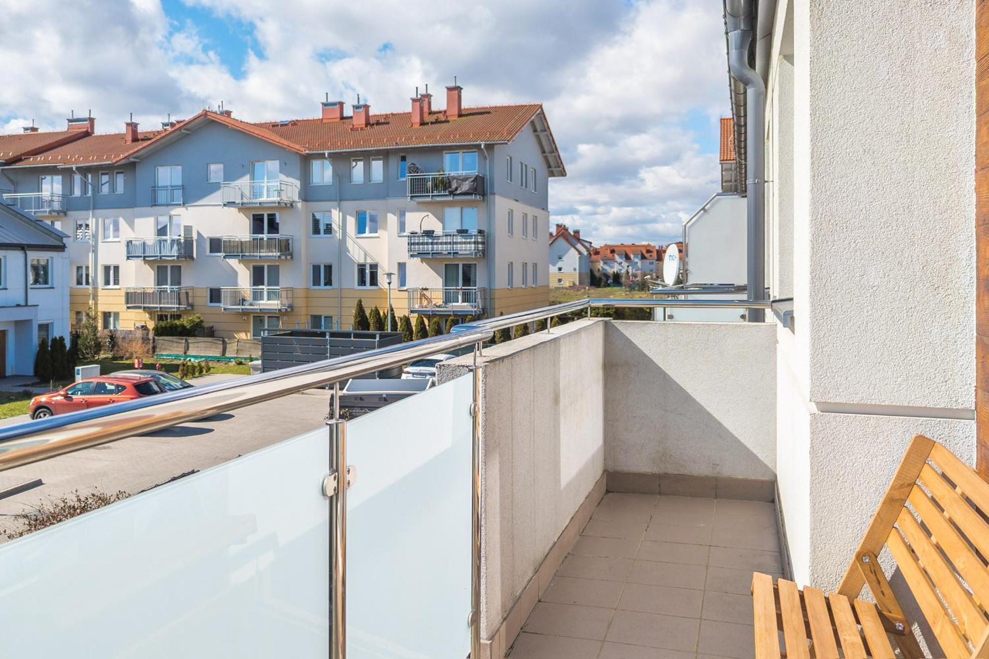 Przestronne 2 Oddzielne Sypialnie Caly Apartament W Spokojnej Dzielnicy Borkowo  Zewnętrze zdjęcie